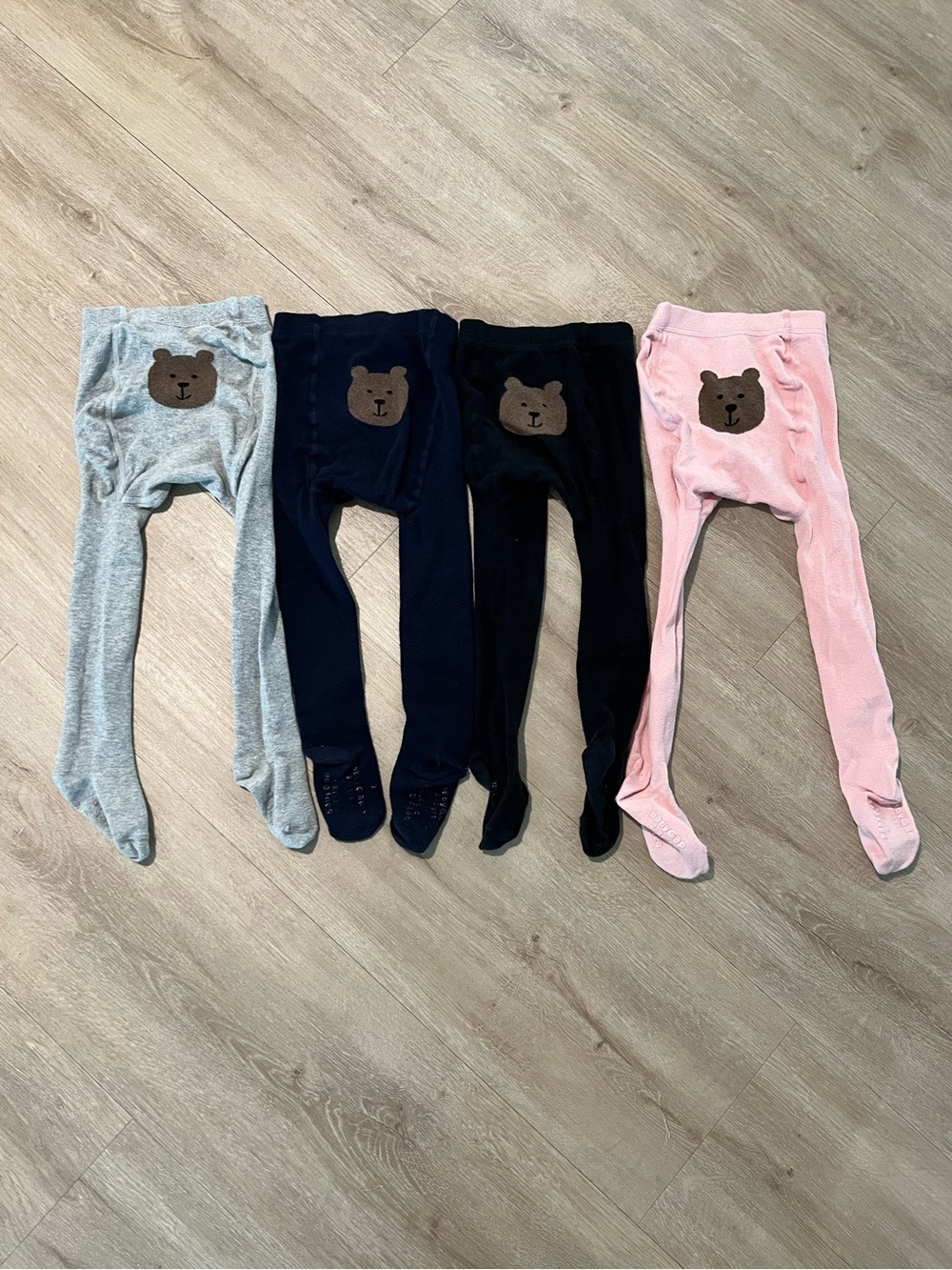 Set of 4 Baby Gap toddler bear 🐻 tights- size 2-3T- pink, gray, navy, black